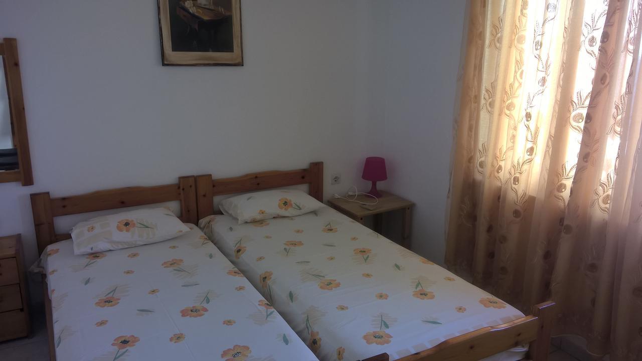 Gkoloi Studios & Apartments Kalyves Polygyrou Экстерьер фото